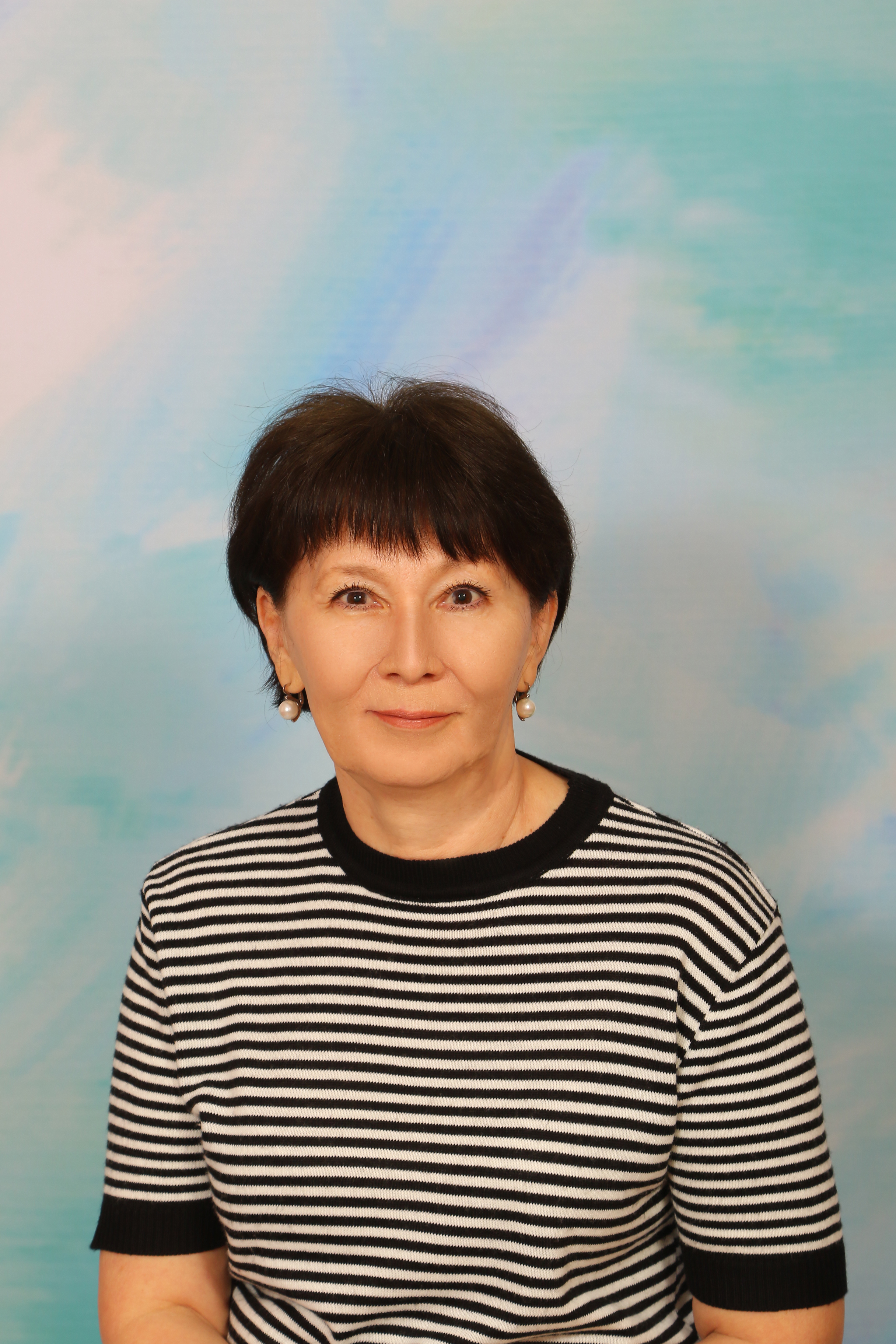 Инструктор по физической культуре Семельянова Лариса Тельмановна.